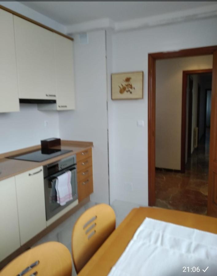 Apartamento Luminoso con Buena Ubicación Pontevedra Exterior foto